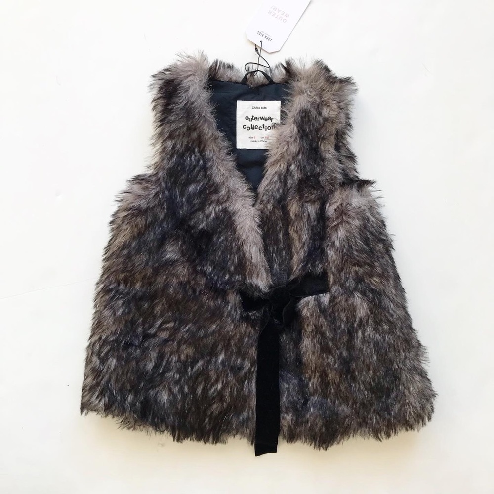Zara NWT front tie faux fur vest 5T